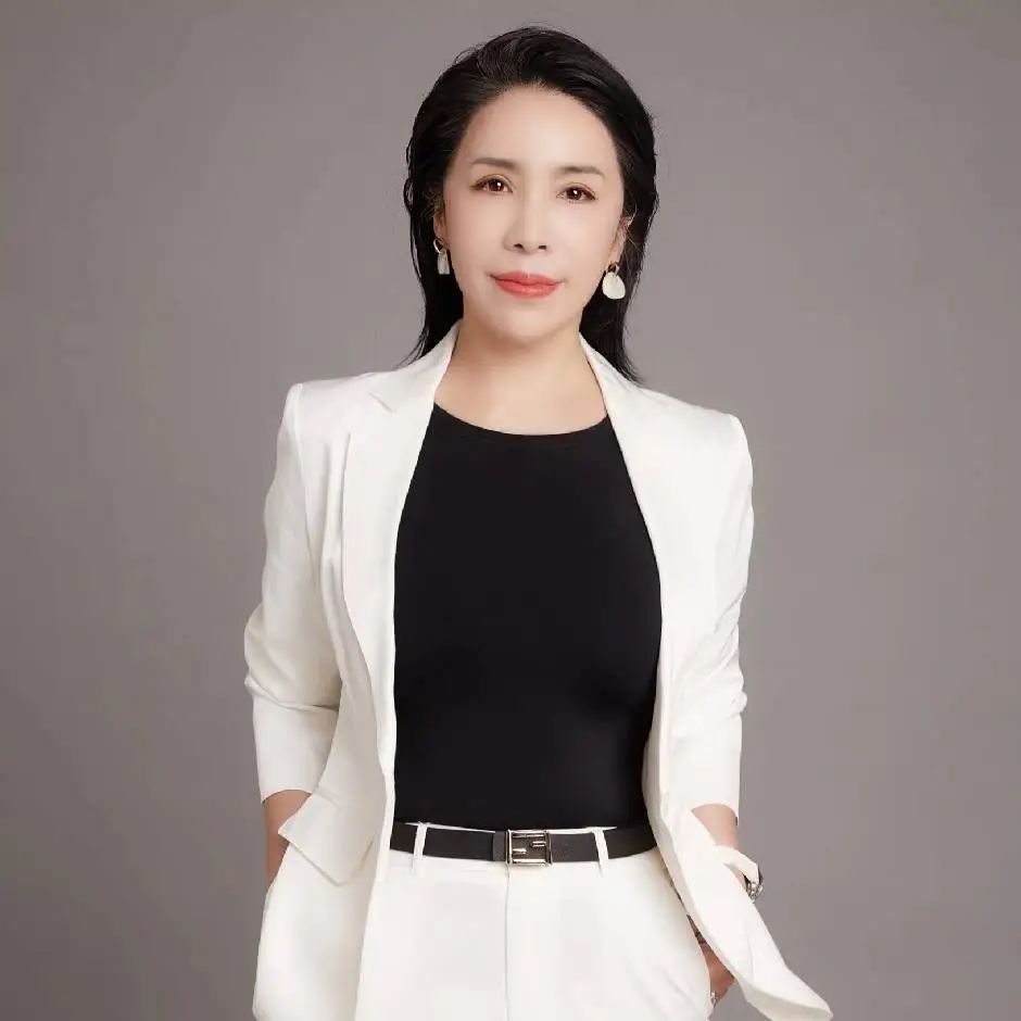 New Year's Speech | Anchoring the Future for a Better Future, Chairman Qiuhong's 2024 New Year's Speech