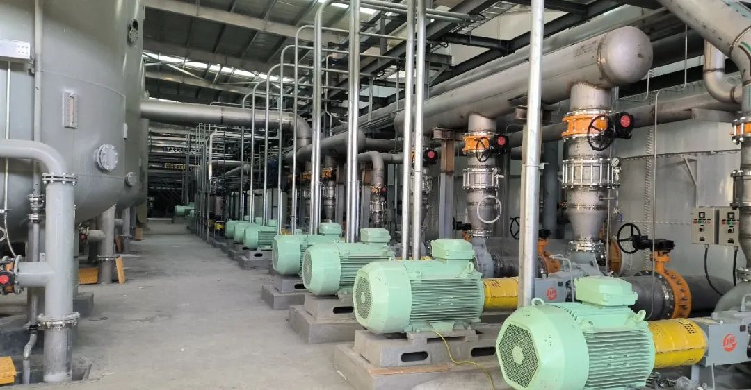 The Zabuye Salt Lake 10000 ton battery grade lithium carbonate project has successfully entered water and entered trial production!